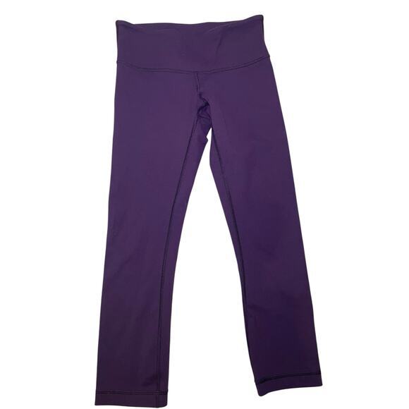 Lululemon Women 4 Wunder Under Crop Leggings Style Color Plum, Solid Purple - Picture 3 of 13